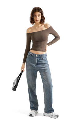 Top Hombros Descubiertos – Elegancia y Estilo Minimalista