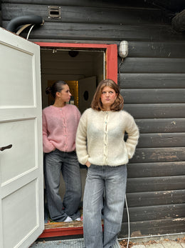 Cárdigan Suave y Cálido – Estilo Elegante y Acogedor