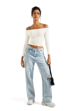 Top Hombros Descubiertos – Elegancia y Estilo Minimalista