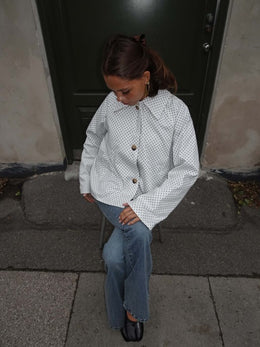 Chaqueta Reversible Chic – 2 Looks en 1